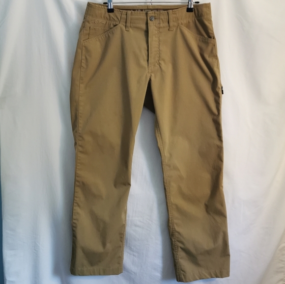 Under Armour Other - Men's Under Armour Men's Khaki Twill Pants - Sz 34 x 32